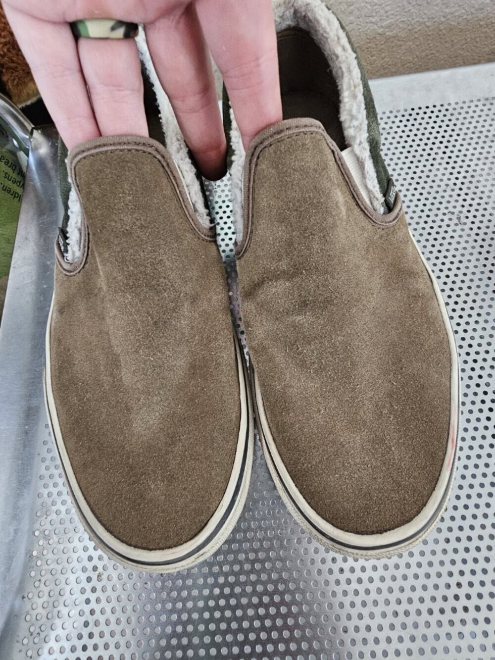 Vans Sherpa Lined Suede Loafers Shoes Casual Tan Green Men's 8 Women's 9.5 - Picture 2 of 7